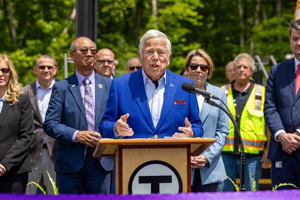 Robert Kraft wikimedia